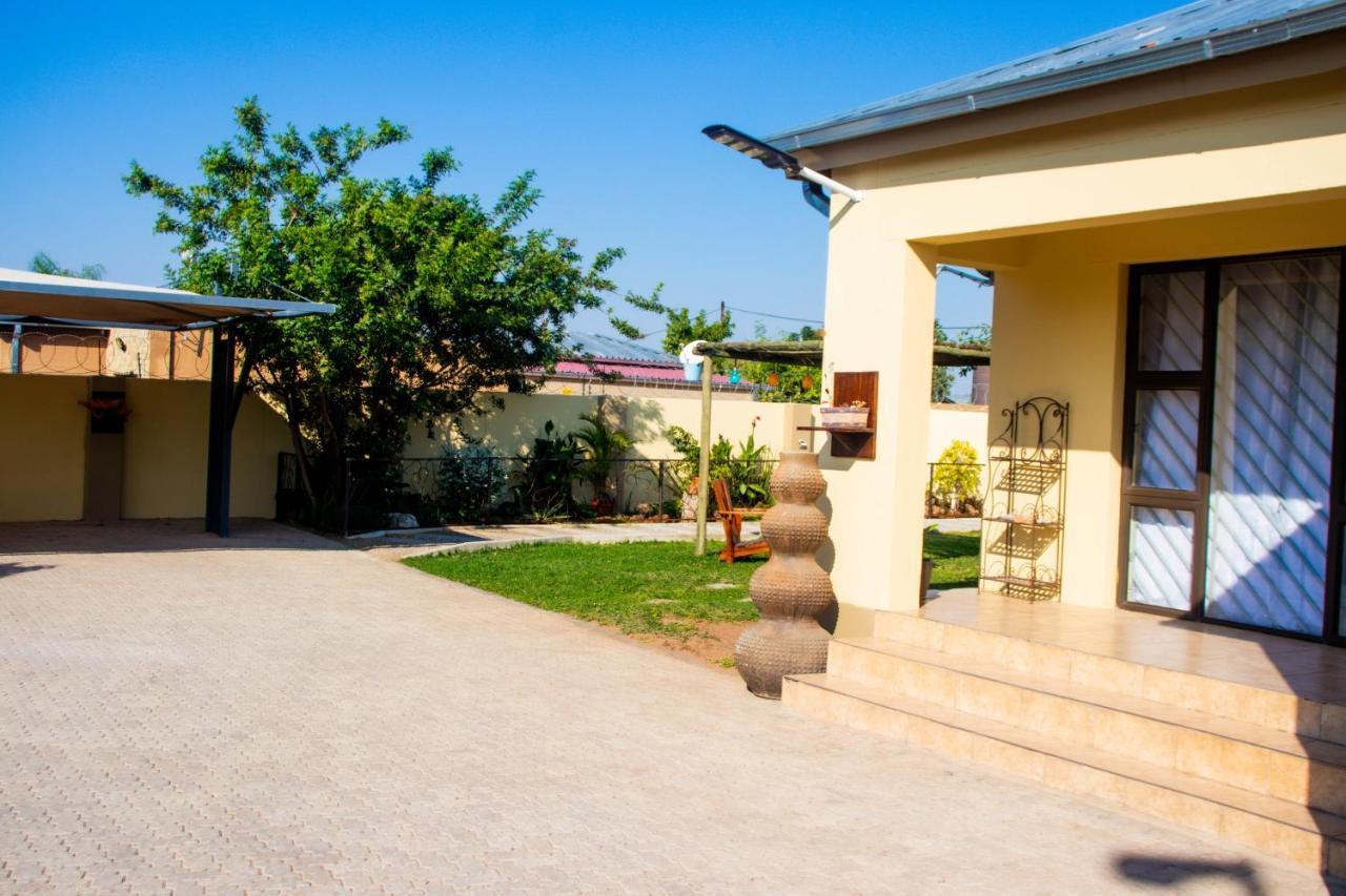 Home@Amalia'S Rundu Dış mekan fotoğraf